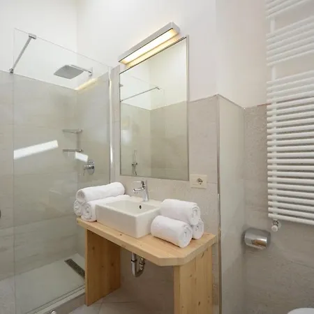 Mason La Zondra Aparthotel 2*